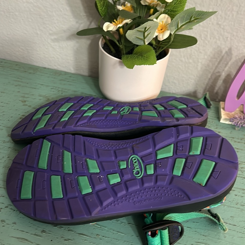 Boys /Girls Chaco Sandals SZ 3 - Picture 5 of 6
